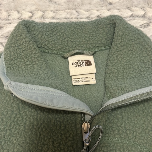 North Face Cragmont Vest NWT - Picture 2 of 4